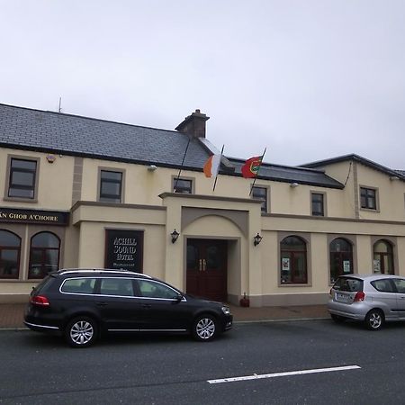 Achill Sound Hotel - Ostan Ghob A'Choire Buitenkant foto